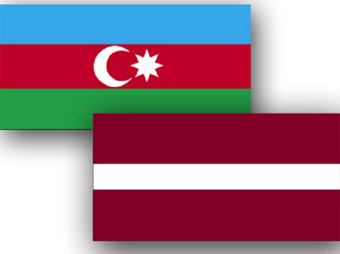 Azerbaijani, Latvian FMs meet in Baku